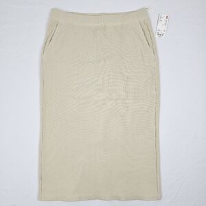 NWT UNIQLO Ribbed Knit Stretch Fabric Midi Skirt